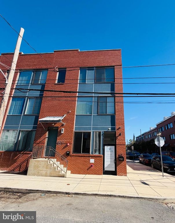 617 N 10TH ST #C, PHILADELPHIA, PA 19123 — exterior
