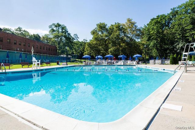 4705 Henry Hudson Parkway W 3C, Bronx, NY 10471