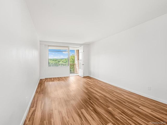 4705 Henry Hudson Parkway W 3C, Bronx, NY 10471