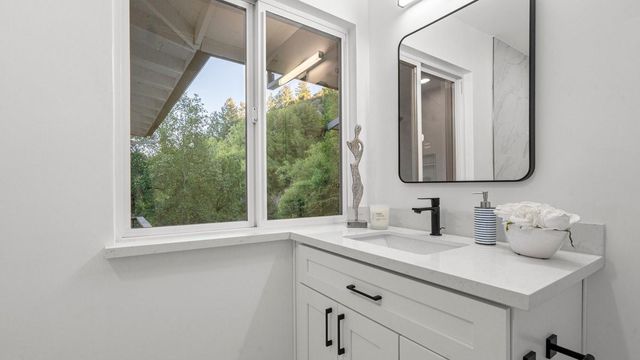 15499 Bohlman Road, Saratoga, CA 95070