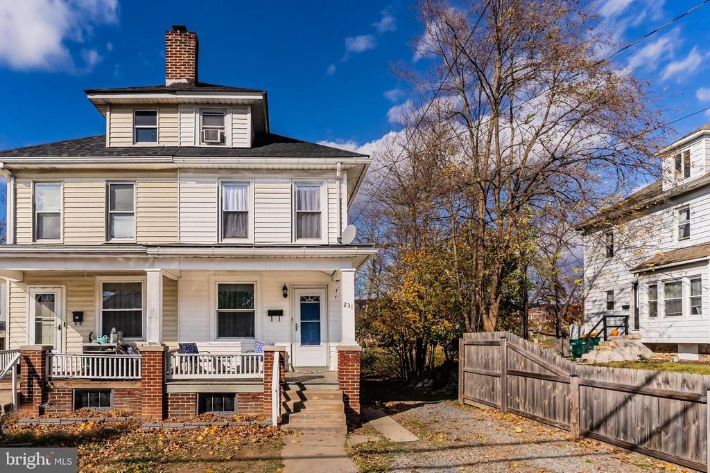 231 W DAUPHIN ST, Enola, PA 17025