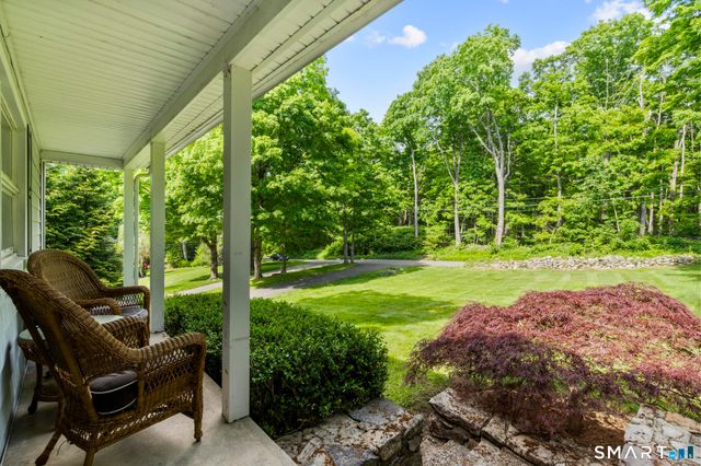 200 Old Huckleberry Road, Wilton, CT 06897