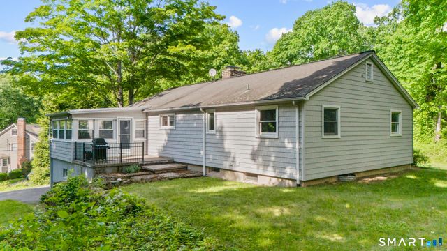 200 Old Huckleberry Road, Wilton, CT 06897