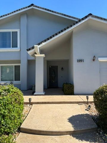 1991 Las Coches Way, Sacramento, CA 95833