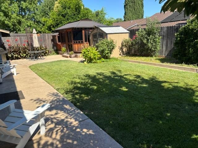 1991 Las Coches Way, Sacramento, CA 95833