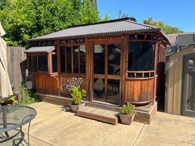 1991 Las Coches Way, Sacramento, CA 95833