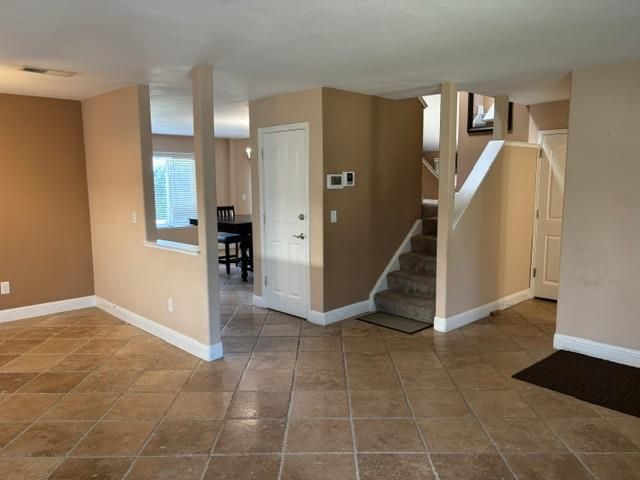 1991 Las Coches Way, Sacramento, CA 95833