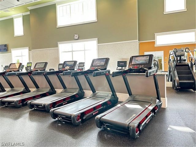 7135 Cayo Coco LN, Naples, FL 34113