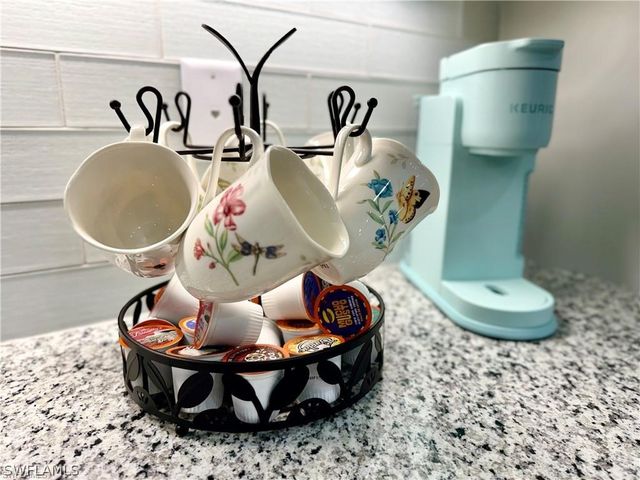 7135 Cayo Coco LN, Naples, FL 34113