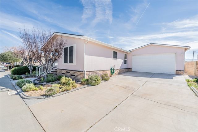 22241 Nisqually 124, Apple Valley, CA 92308