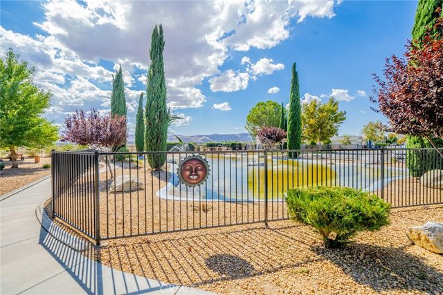 22241 Nisqually 124, Apple Valley, CA 92308