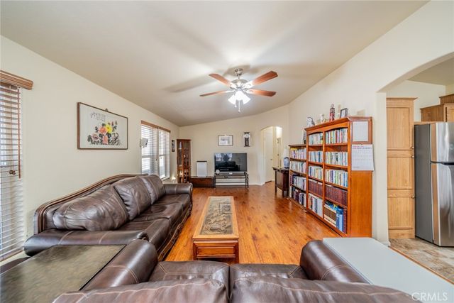 22241 Nisqually 124, Apple Valley, CA 92308