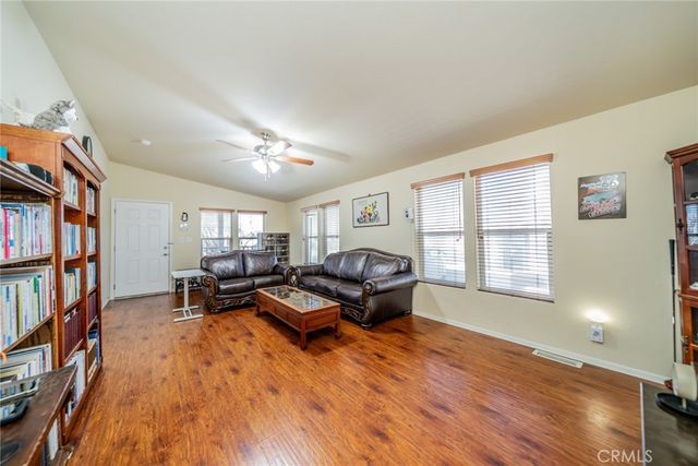 22241 Nisqually 124, Apple Valley, CA 92308