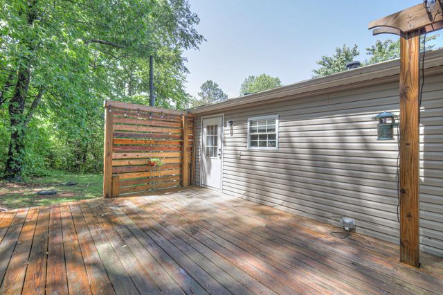 10515 Twin Springs Ln, Bon Aqua, TN 37025