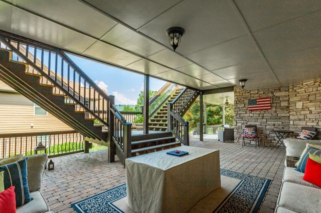 3106 Reflection Lane, Ooltewah, TN 37363