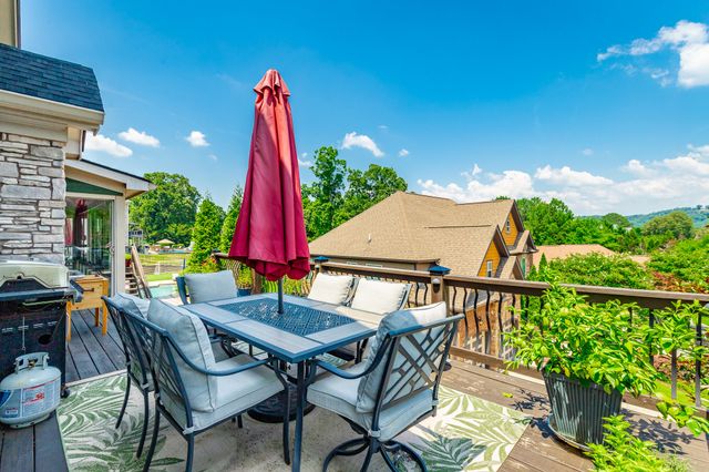 3106 Reflection Lane, Ooltewah, TN 37363