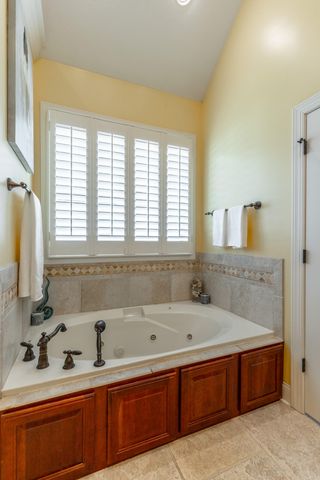 3106 Reflection Lane, Ooltewah, TN 37363