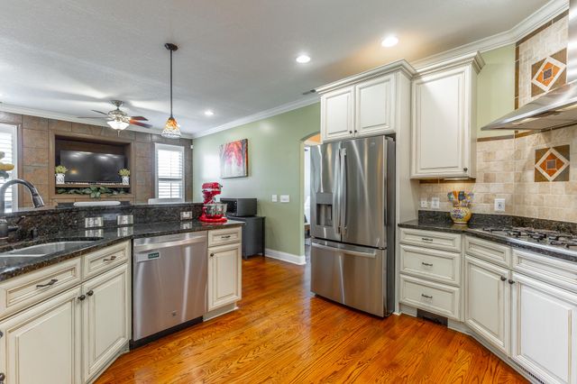 3106 Reflection Lane, Ooltewah, TN 37363