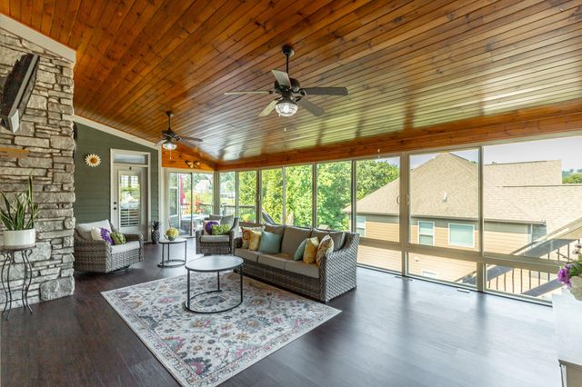3106 Reflection Lane, Ooltewah, TN 37363