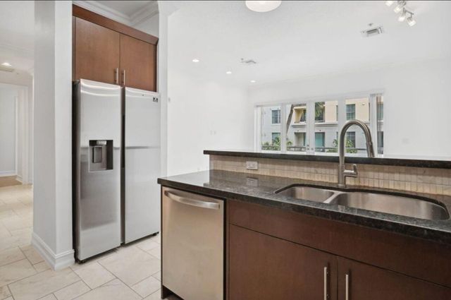 12 SE 1st Avenue 202, Delray Beach, FL 33444