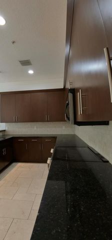 12 SE 1st Avenue 202, Delray Beach, FL 33444