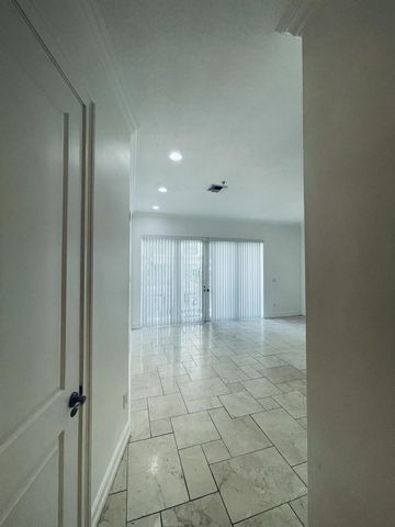 12 SE 1st Avenue 202, Delray Beach, FL 33444