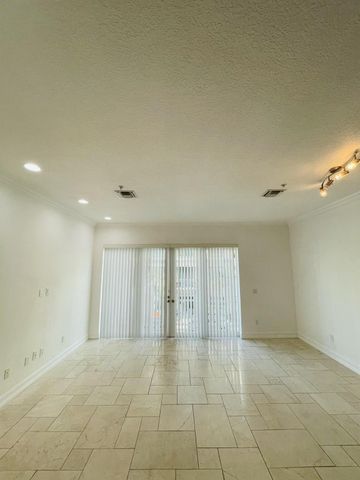 12 SE 1st Avenue 202, Delray Beach, FL 33444