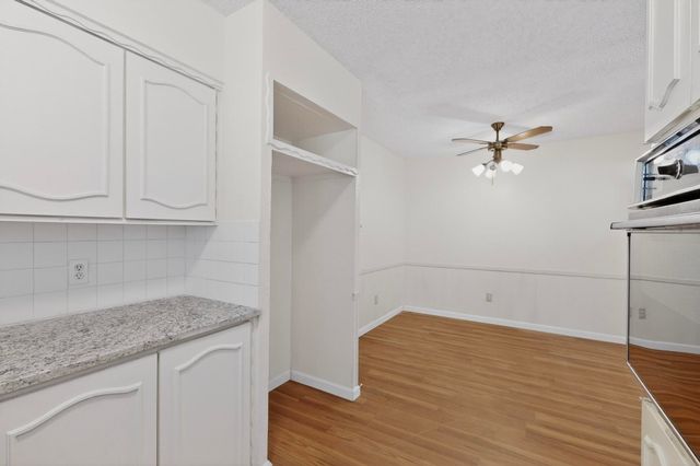 1102 Crisp Drive, Irving, TX 75061