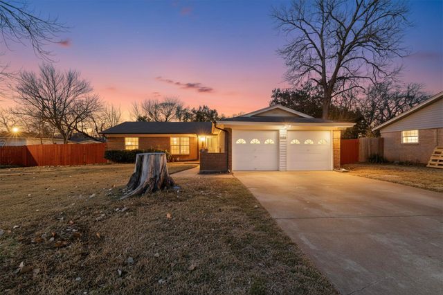 1102 Crisp Drive, Irving, TX 75061