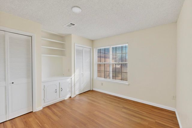 1102 Crisp Drive, Irving, TX 75061