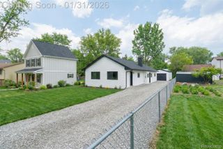 2694 Vendome Avenue, Rochester Hills, MI 48309