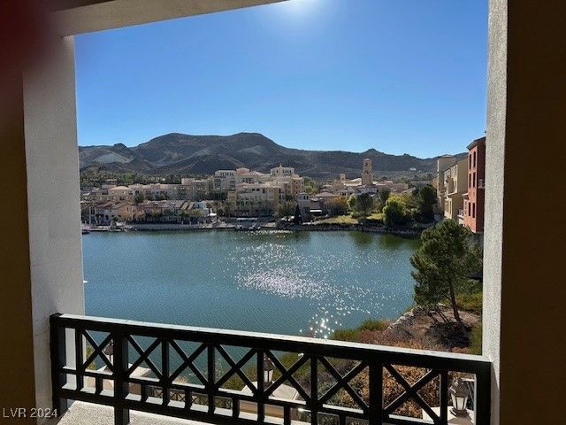 29 Montelago Boulevard 201, Henderson, NV 89011