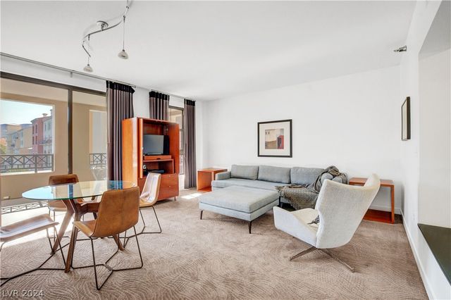 29 Montelago Boulevard 201, Henderson, NV 89011