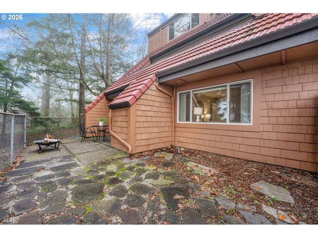 81 OSWEGO SUMMIT, Lake Oswego, OR 97035