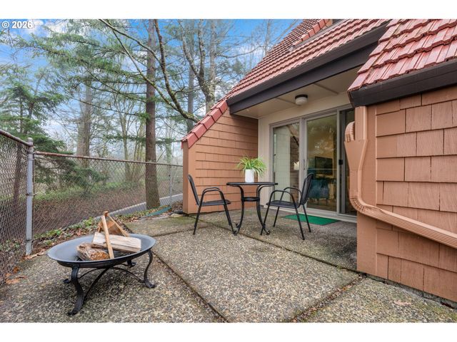 81 OSWEGO SUMMIT, Lake Oswego, OR 97035