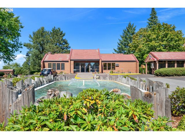 81 OSWEGO SUMMIT, Lake Oswego, OR 97035