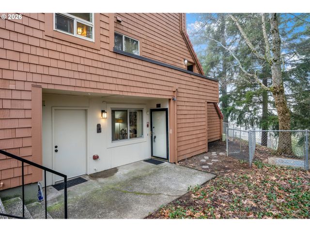 81 OSWEGO SUMMIT, Lake Oswego, OR 97035