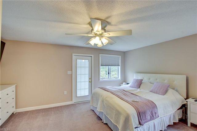 246 Hunts Neck RD, Poquoson, VA 23662