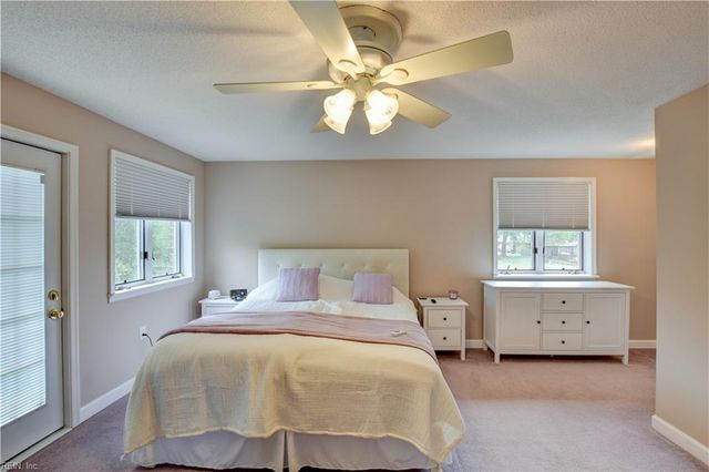 246 Hunts Neck RD, Poquoson, VA 23662