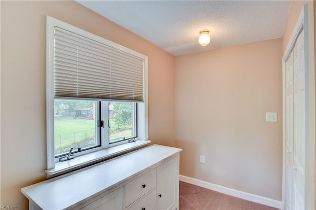 246 Hunts Neck RD, Poquoson, VA 23662