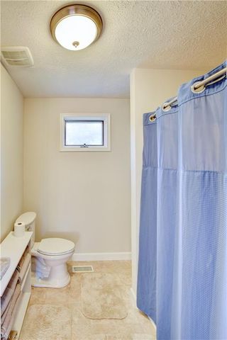 246 Hunts Neck RD, Poquoson, VA 23662