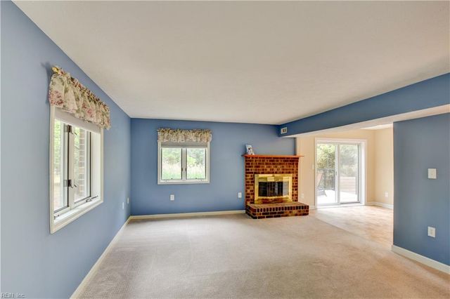 246 Hunts Neck RD, Poquoson, VA 23662