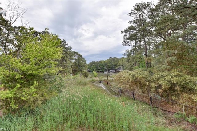 246 Hunts Neck RD, Poquoson, VA 23662