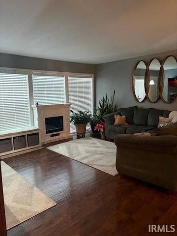 2515 Fairoak Drive, Fort Wayne, IN 46809