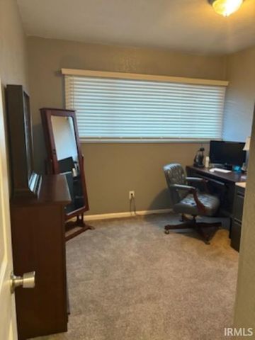 2515 Fairoak Drive, Fort Wayne, IN 46809