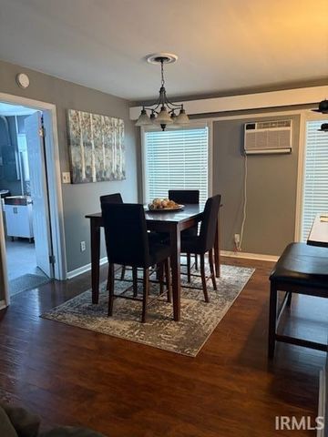 2515 Fairoak Drive, Fort Wayne, IN 46809