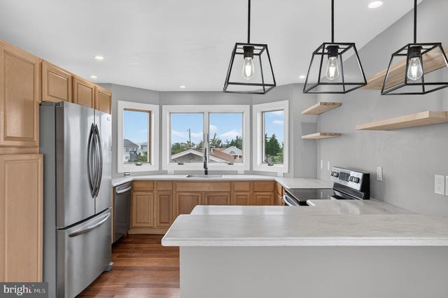 118 MORRIS AVE, Egg Harbor Township, NJ 08234