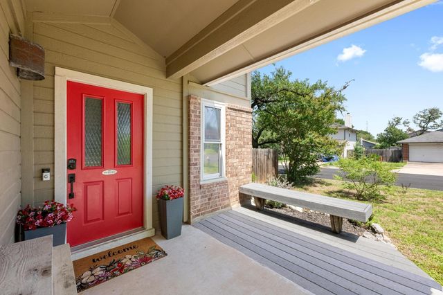 4000 Cortina DR, Austin, TX 78749