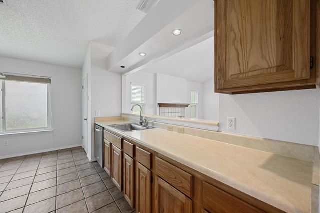 4000 Cortina DR, Austin, TX 78749