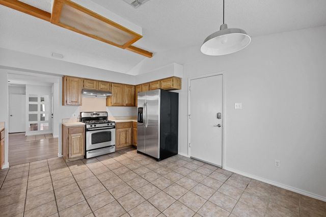 4000 Cortina DR, Austin, TX 78749